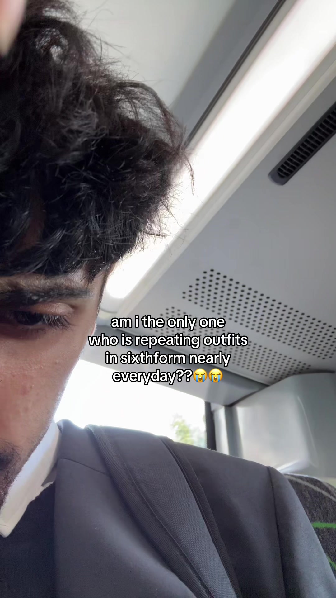 @mo