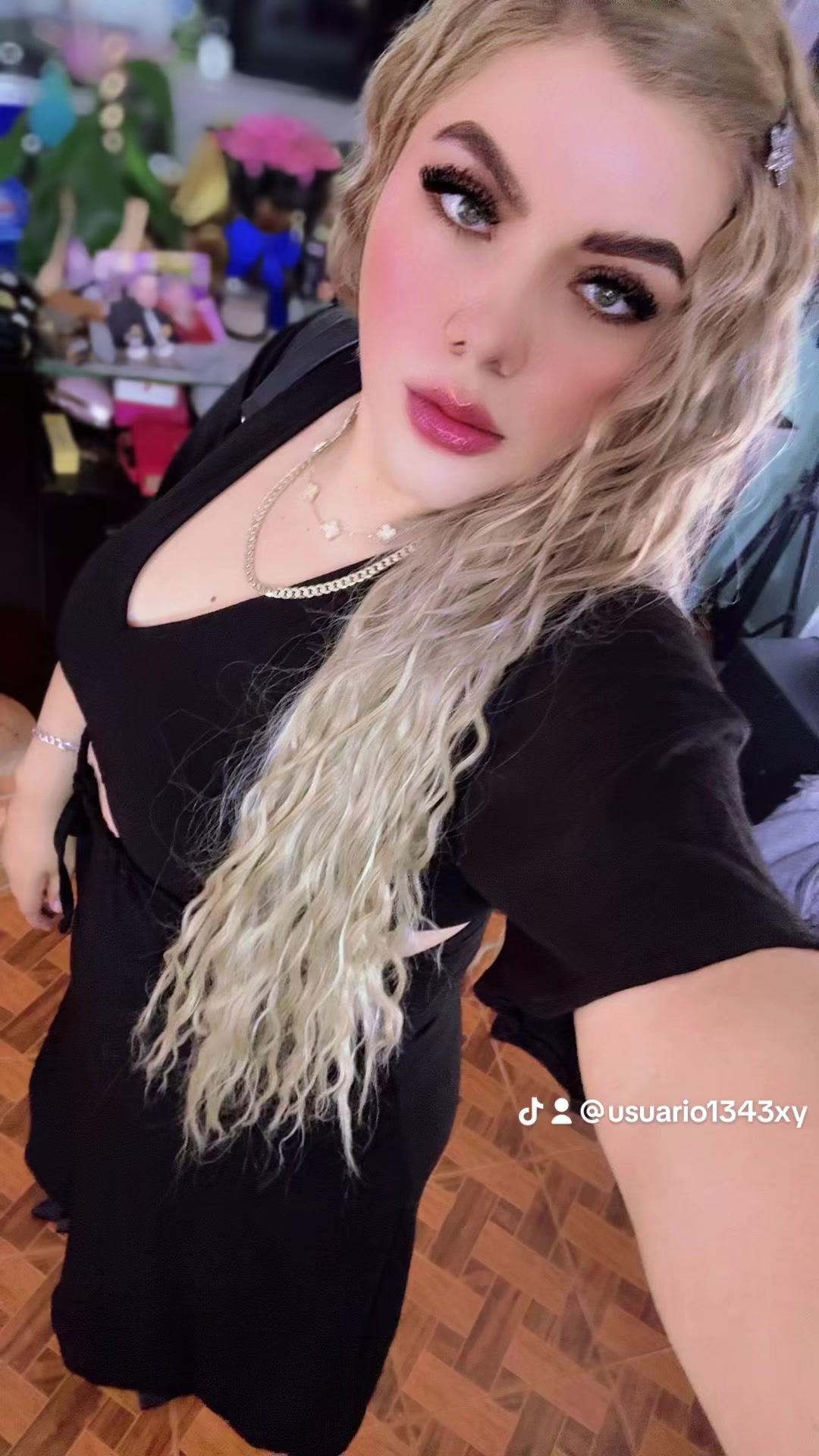 @usuario x