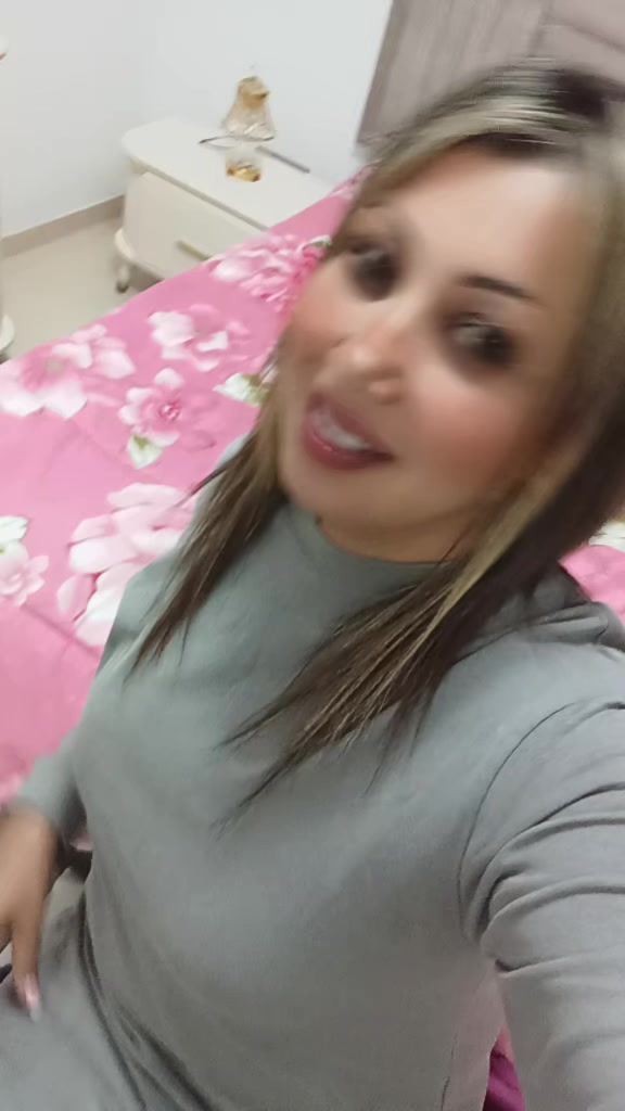 @In&egrave;s dridi