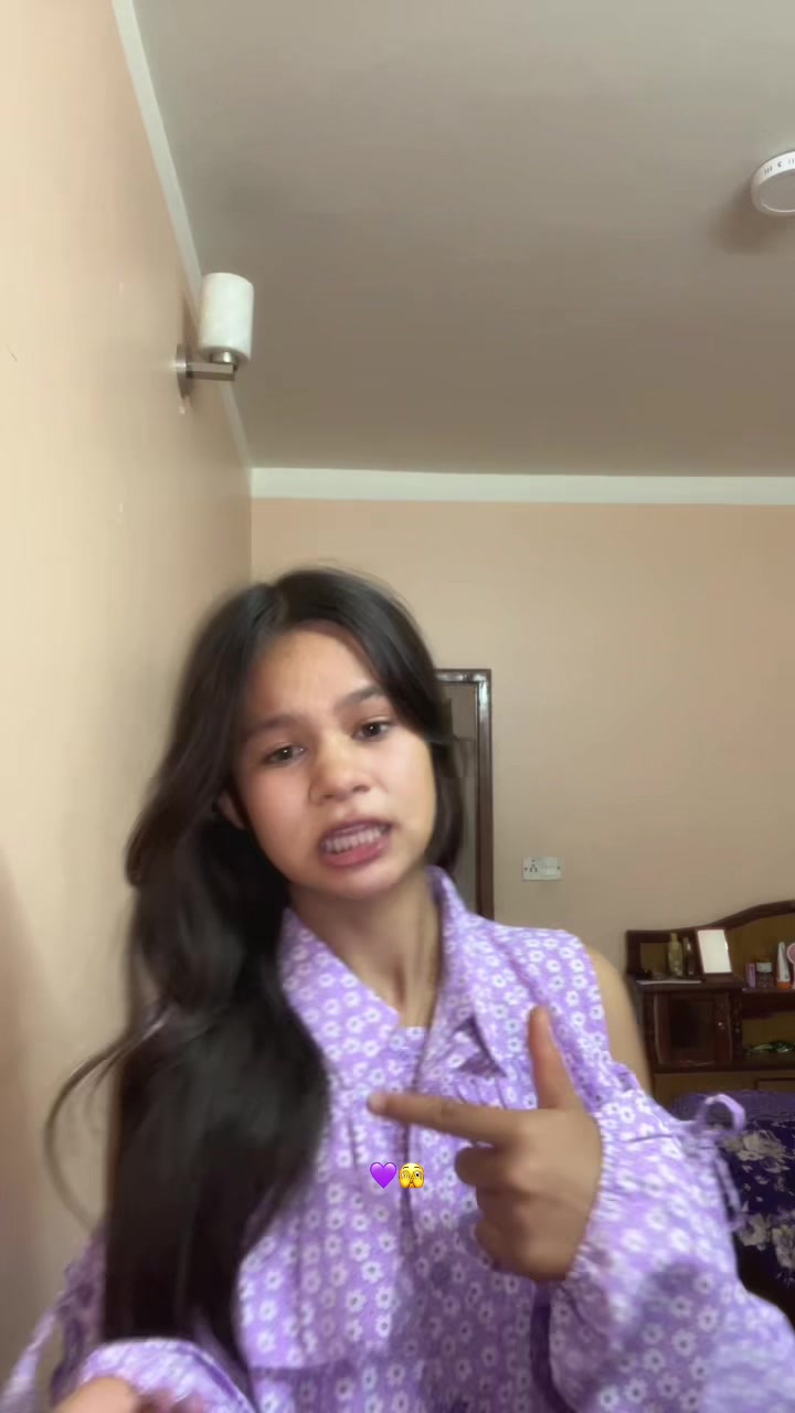 @JeNiEee..🫶🏻🫠