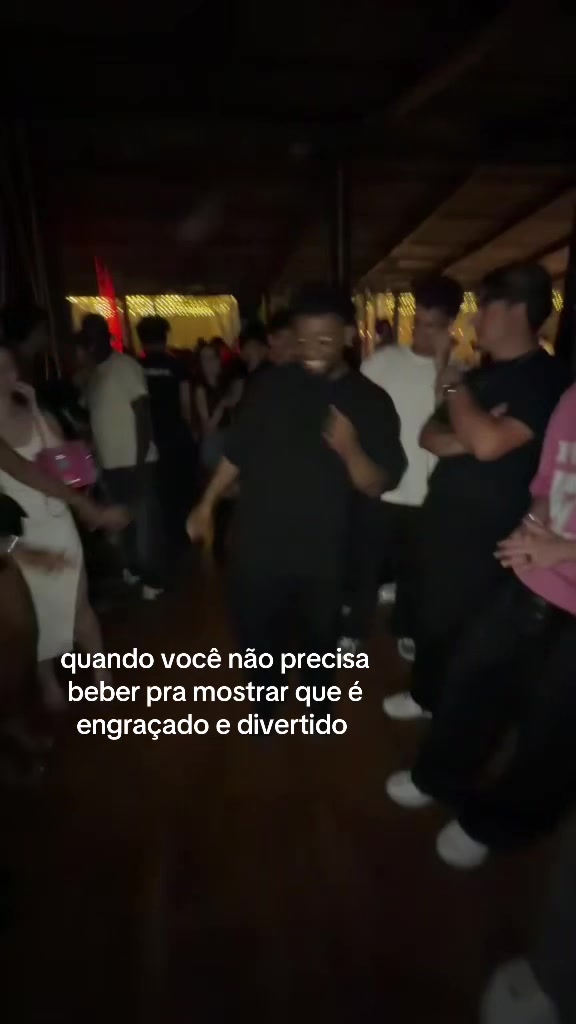 @elias