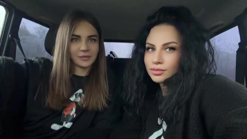 @👑