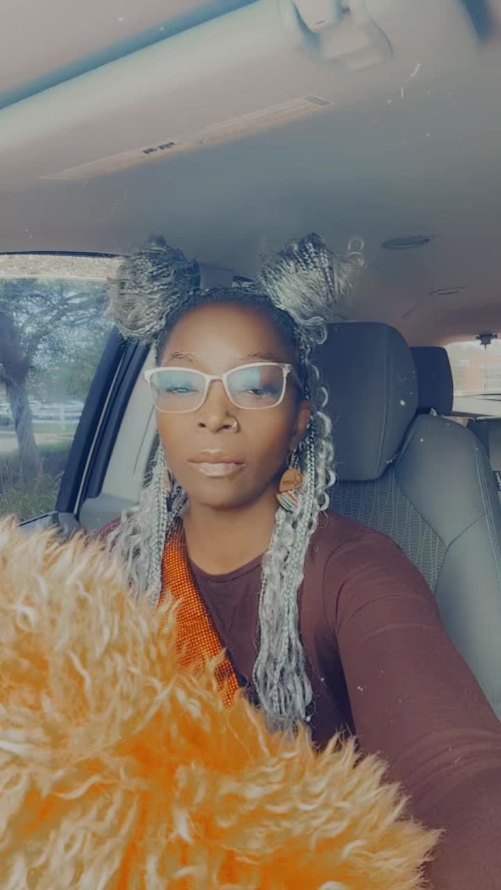 @Only 1 Queen P