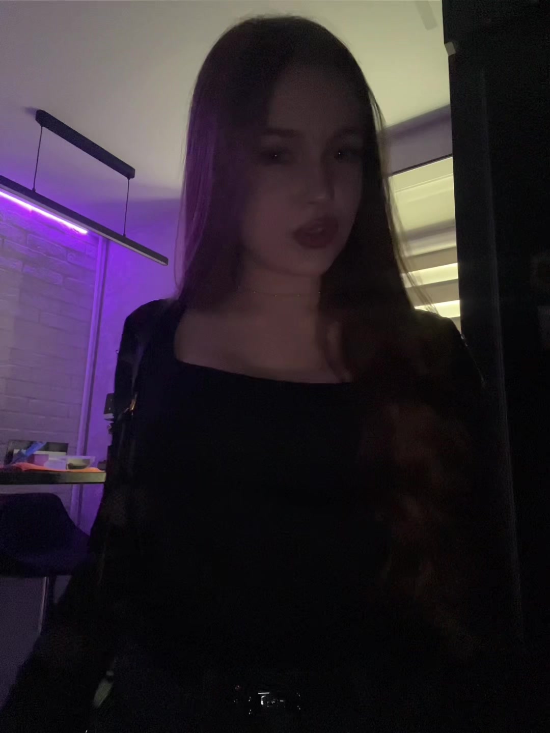 @𝒩.