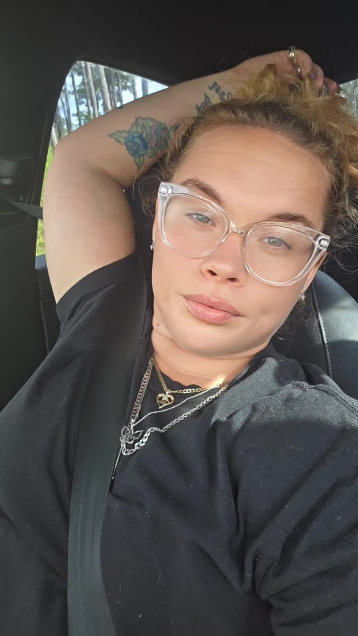 @Sweetcheeks