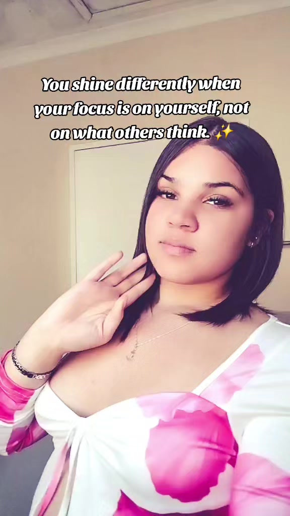 @Naomi-jane🍒🇬🇳