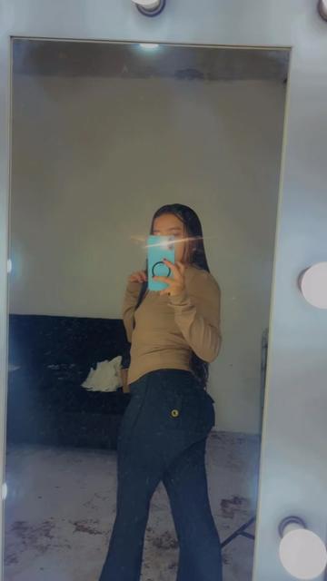 @Valery Mirandaa🦄