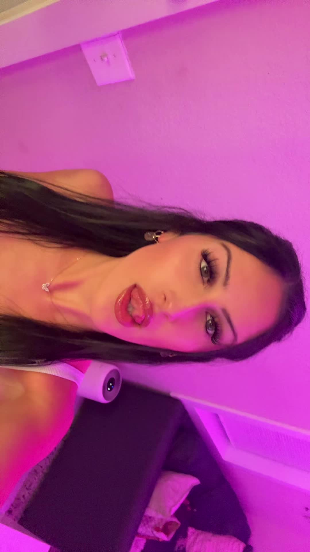@ava.fridella