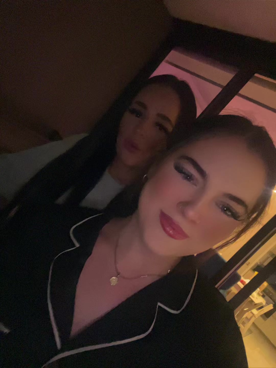 @AngeliqueGermano