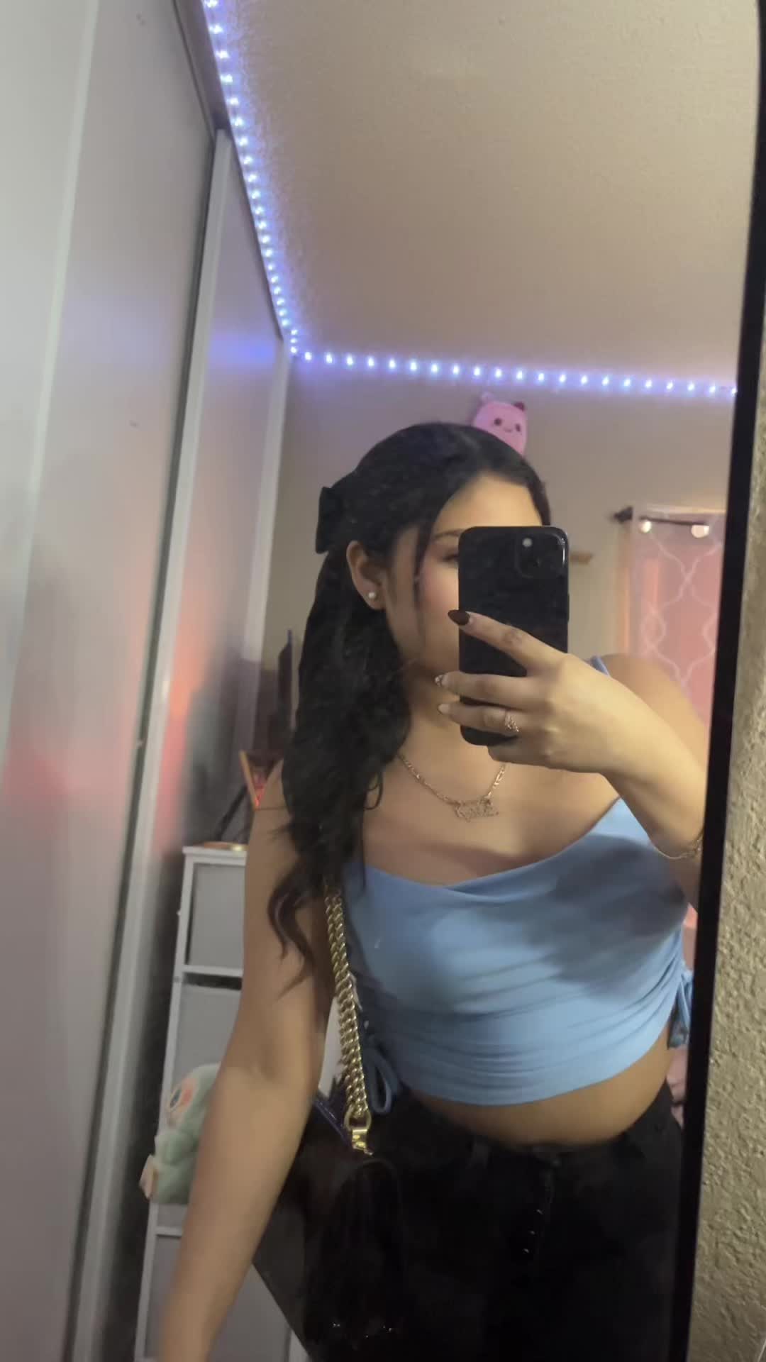 @ashlee3.y
