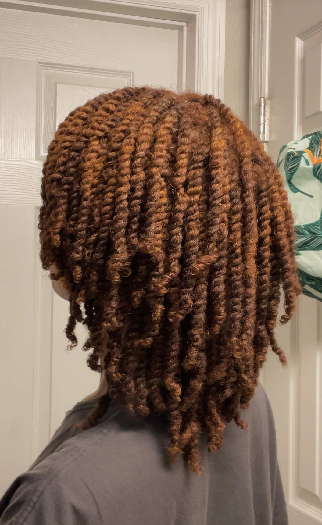 @anazia