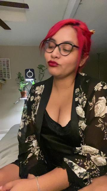 @La_rojita_🍒🤓
