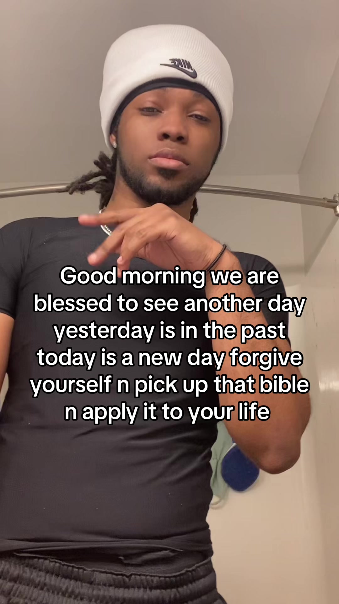@Shaunlikestosmile
