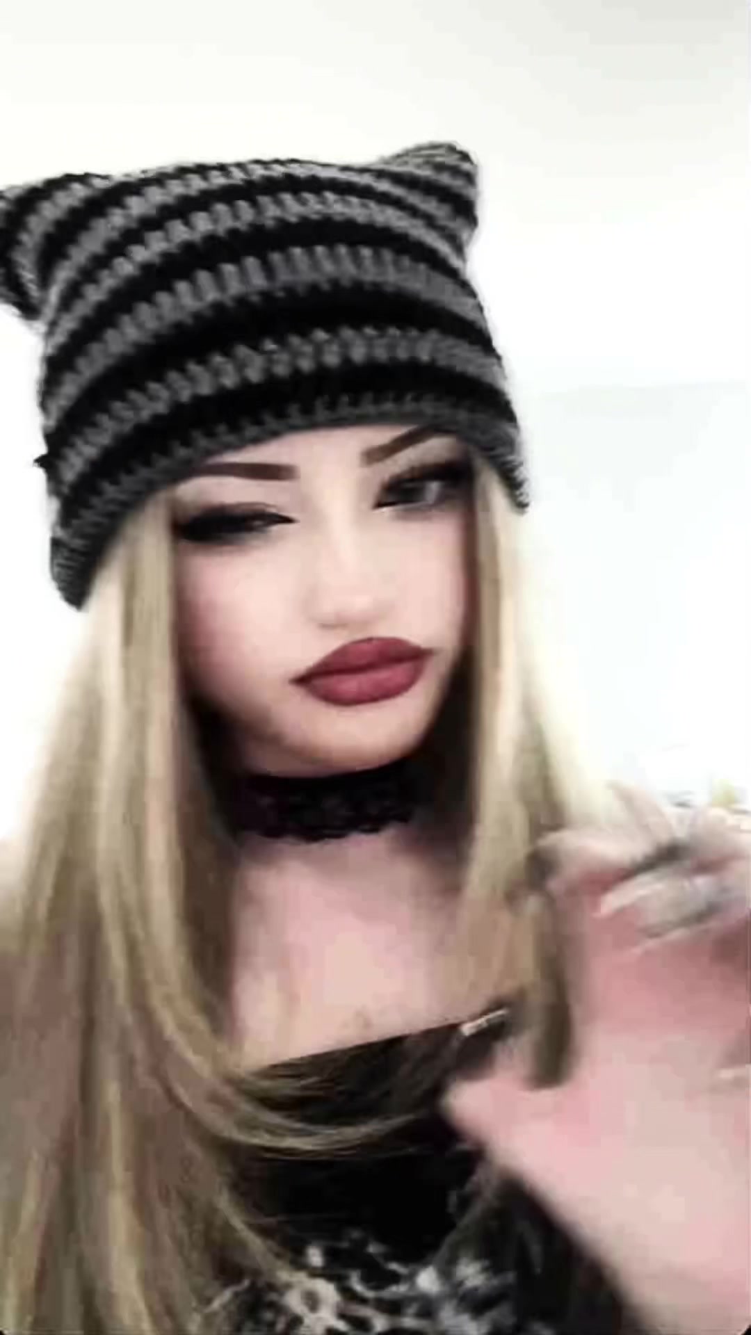 @themadisonreese