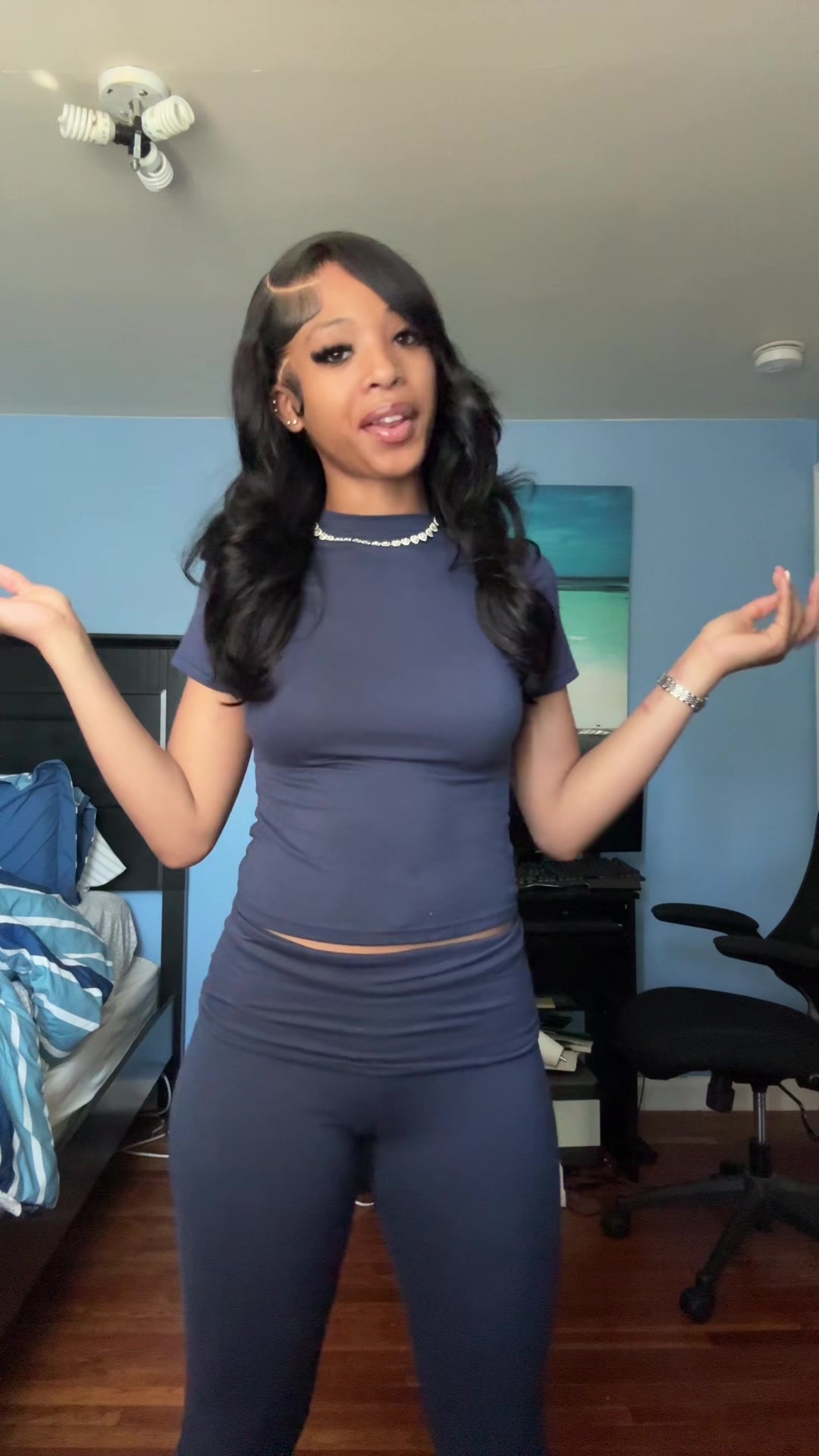 @naomi🌟