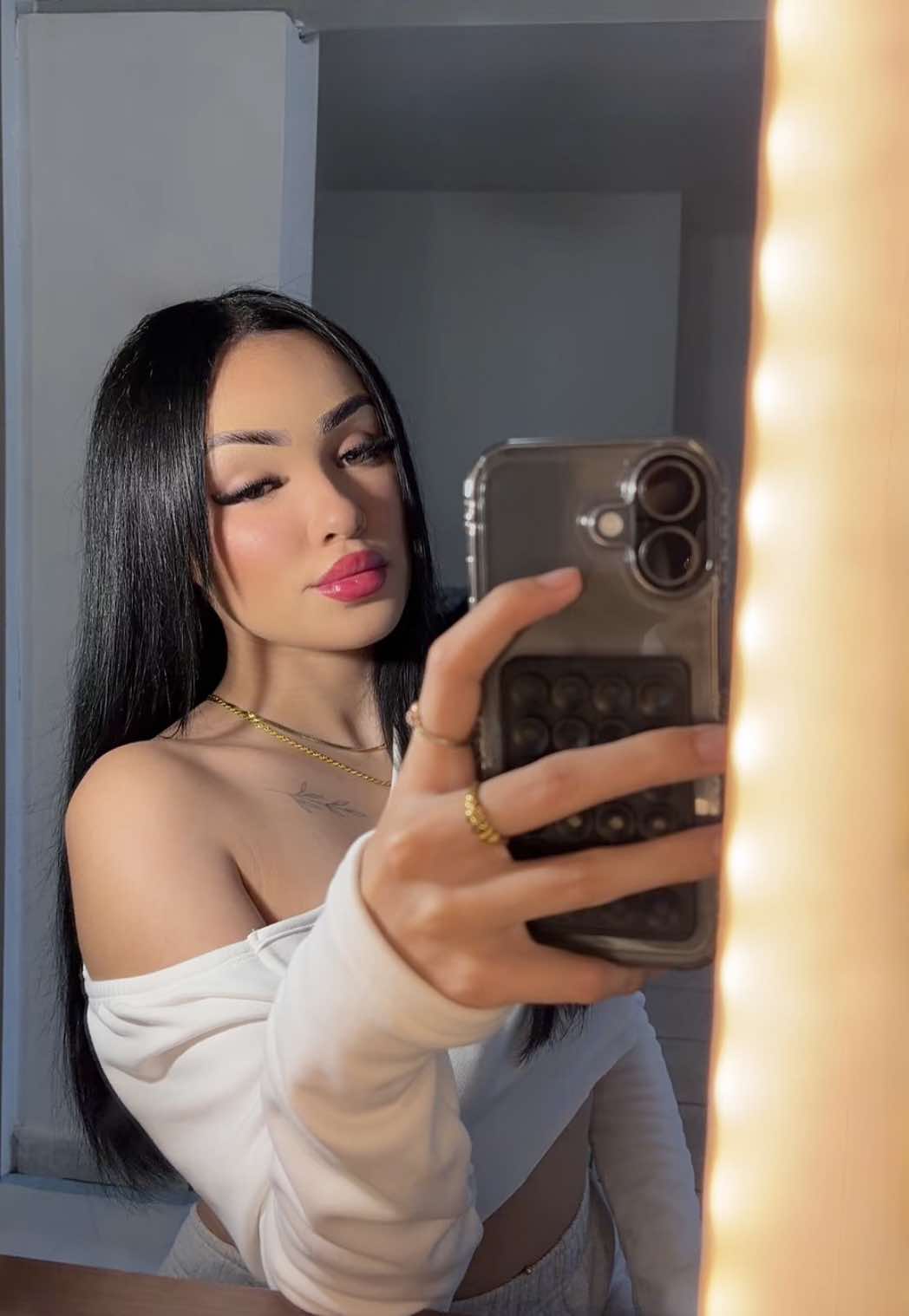@Jeyniria
