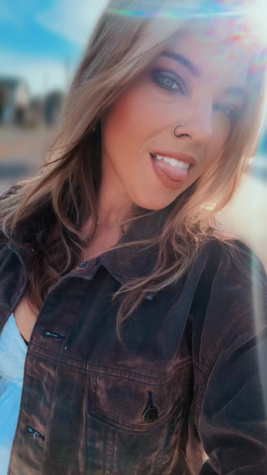 @ashlee ann ⊹ ࣪ ˖