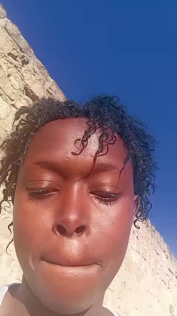 @Titus ℝ𝕠𝕤𝕖𝕟💥🧚🏼&zwj;♀🤎