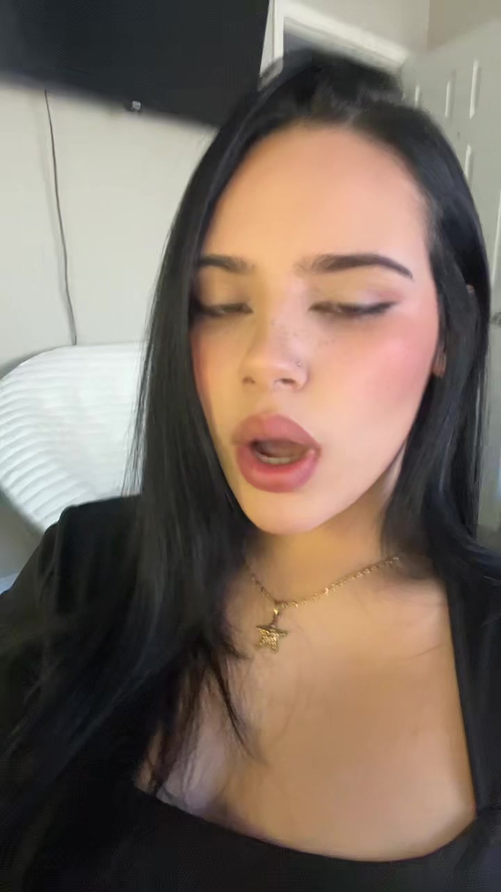 @𝒦 𝒾 𝒶 𝓇 𝒶 🌹