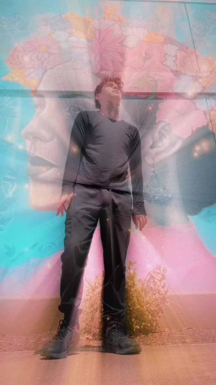 @Christian De La Paz