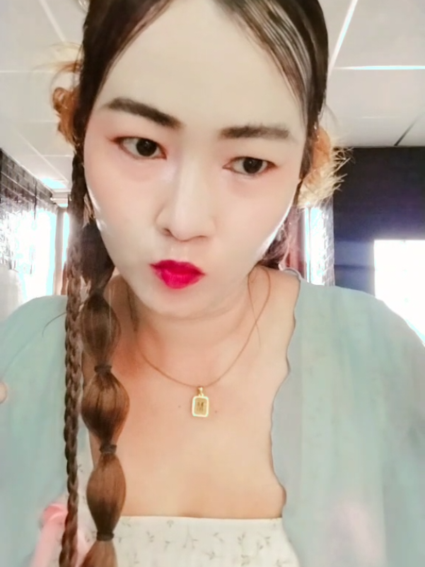 @★มิ้น^^"เอวซิ่ง★🏠สาริกา🇹🇭