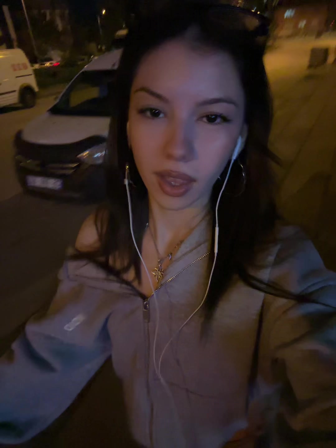 @ela