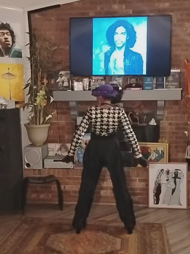 @Tonya Goldenโ