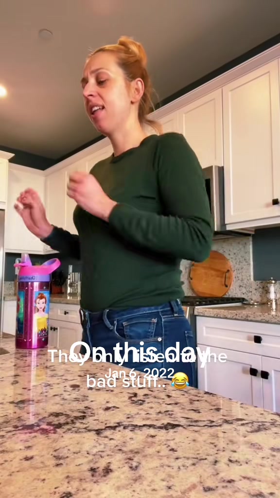 @Jessica Sarver || Girl Mom ||