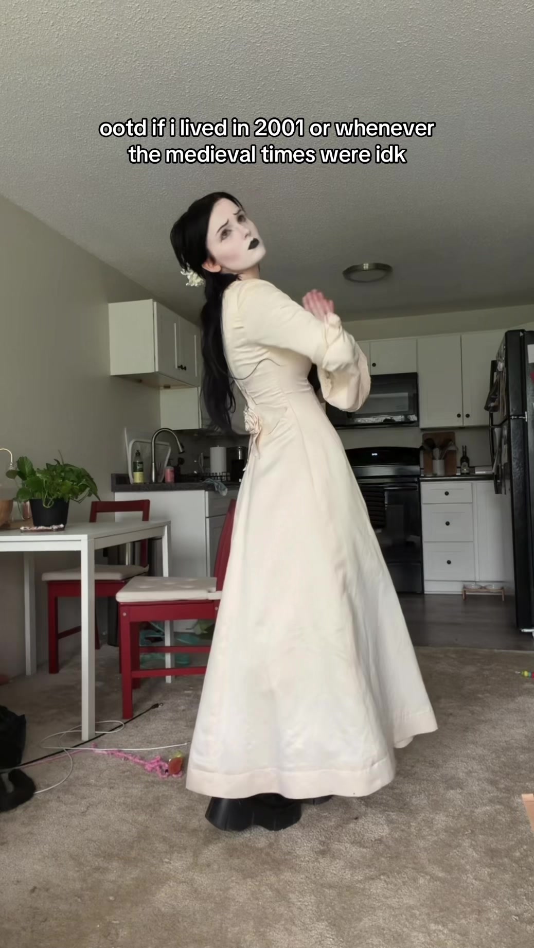 @lucy | @puppydogteeth