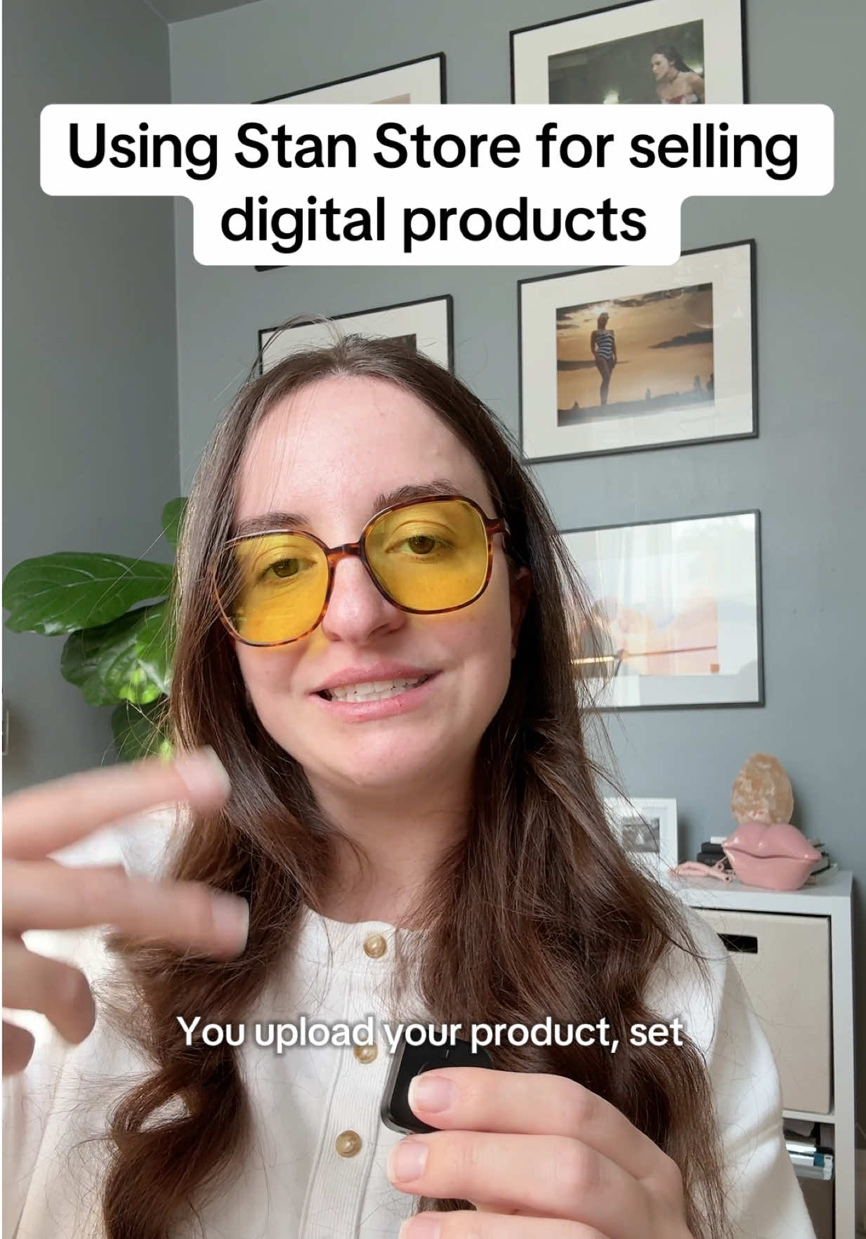 @Anja | your brand strategist ✨