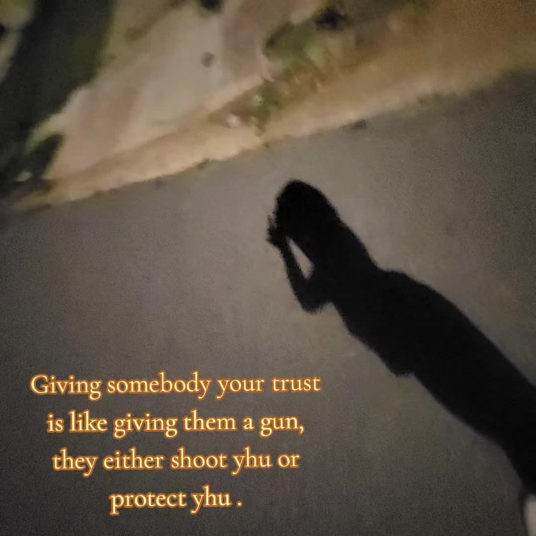 @⃟