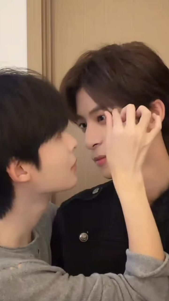 @Yizhan Army