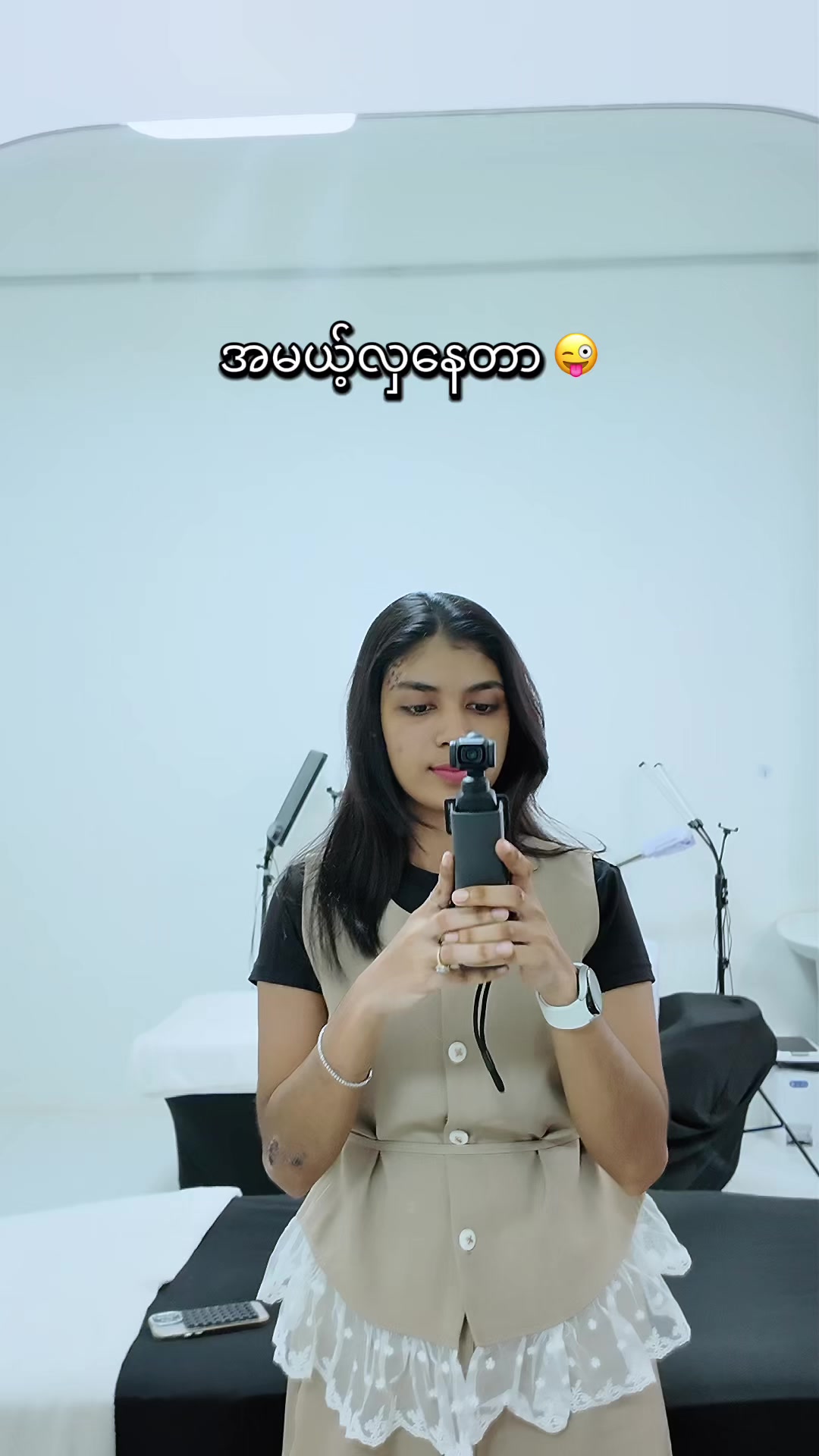 @DM channel 🍂🦋