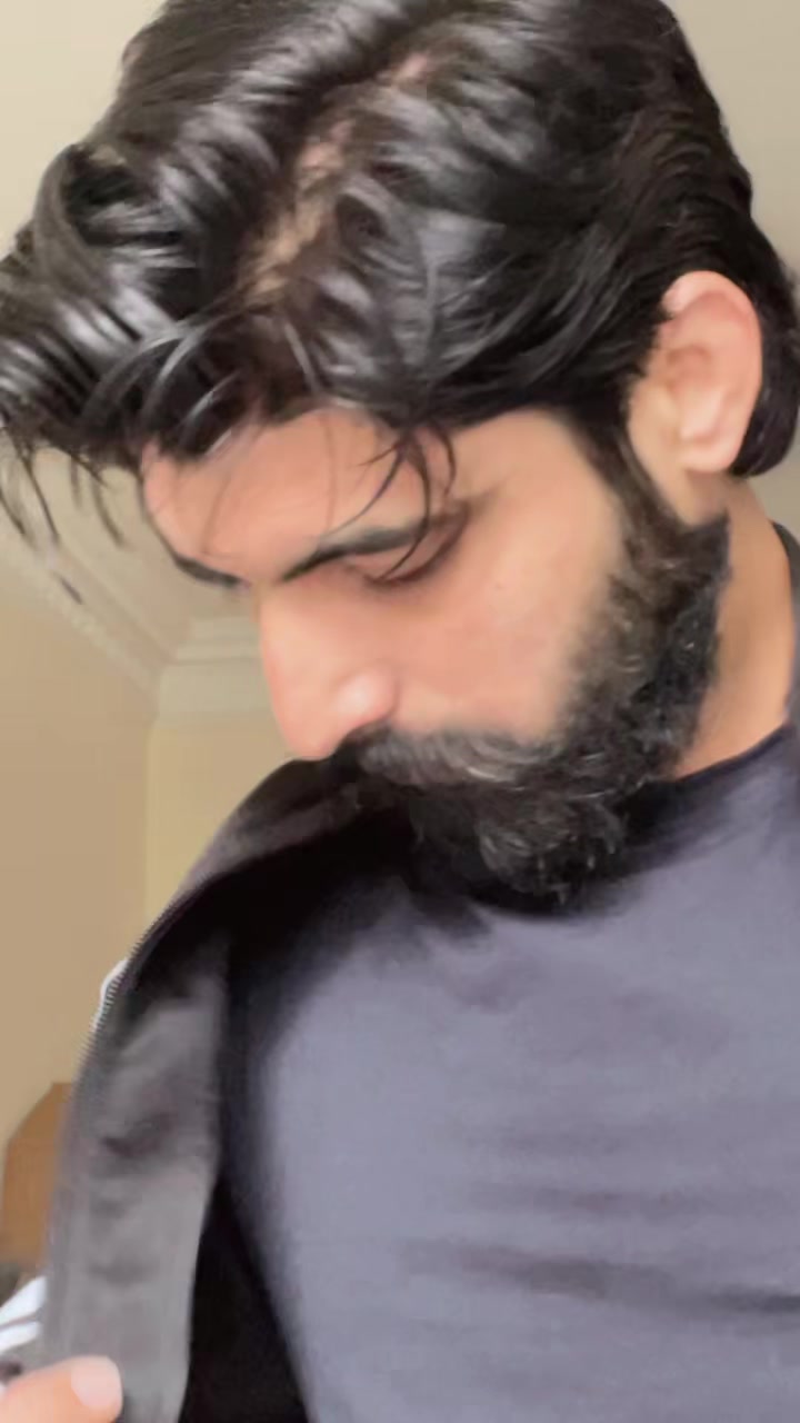 @Hamza Gujjar🇬🇧🇵🇰