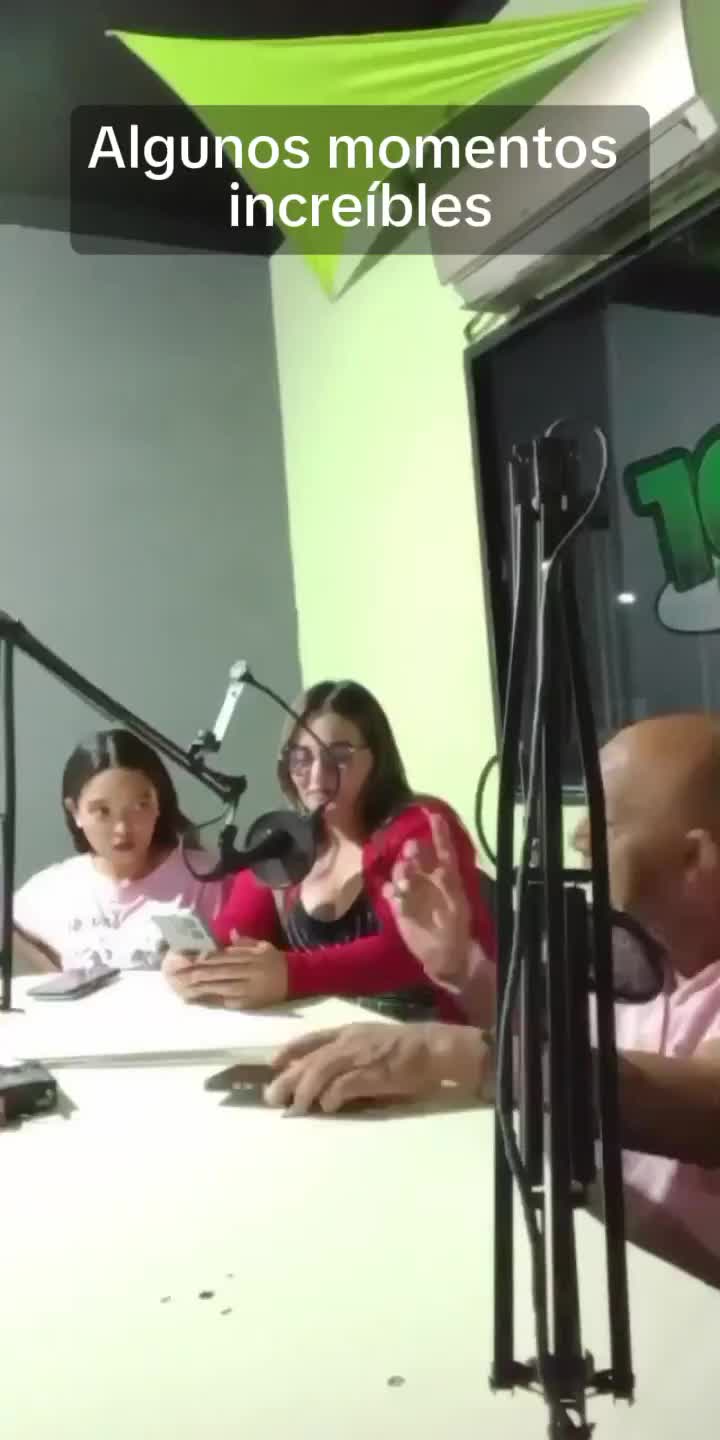 @anitacadenas