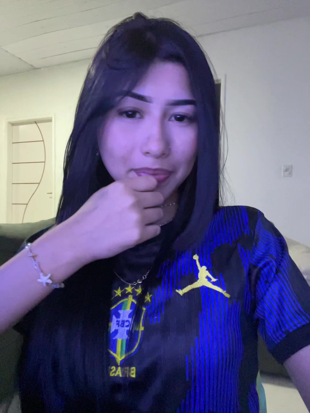 @𝓈𝒶𝓃𝒹𝓎