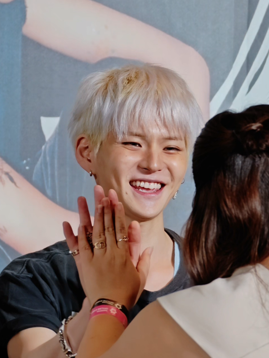 @𝐓𝐚𝐢♡<𝗪𝗼𝗻𝗱𝗲𝗿 𝗠𝗮𝗿𝗸>