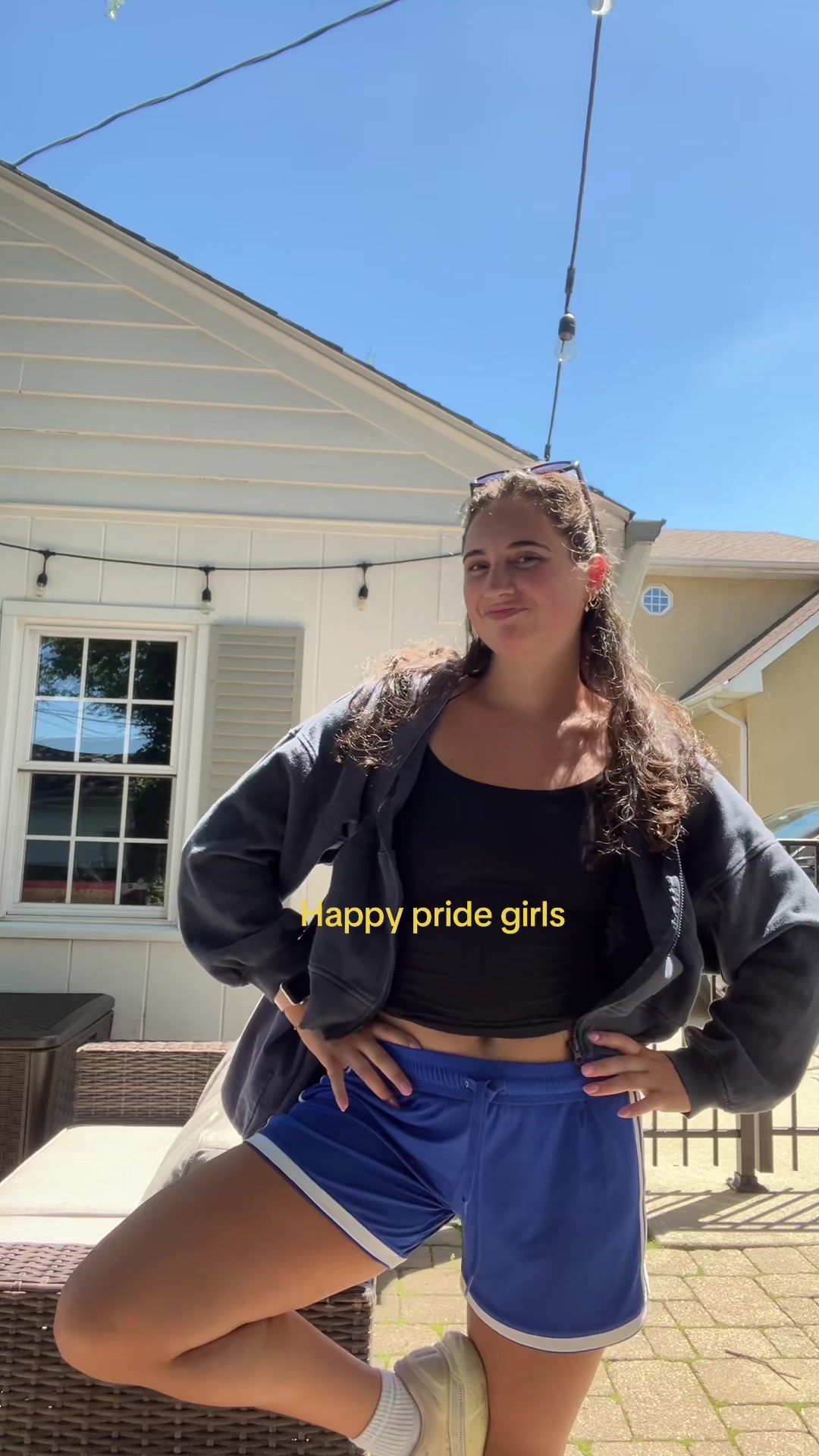 @caroline.klos