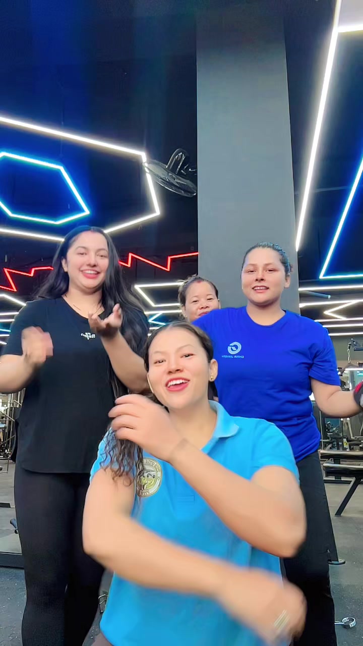 @alisha fit queen👑