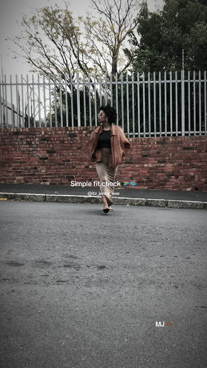 @itz_jenny_vee