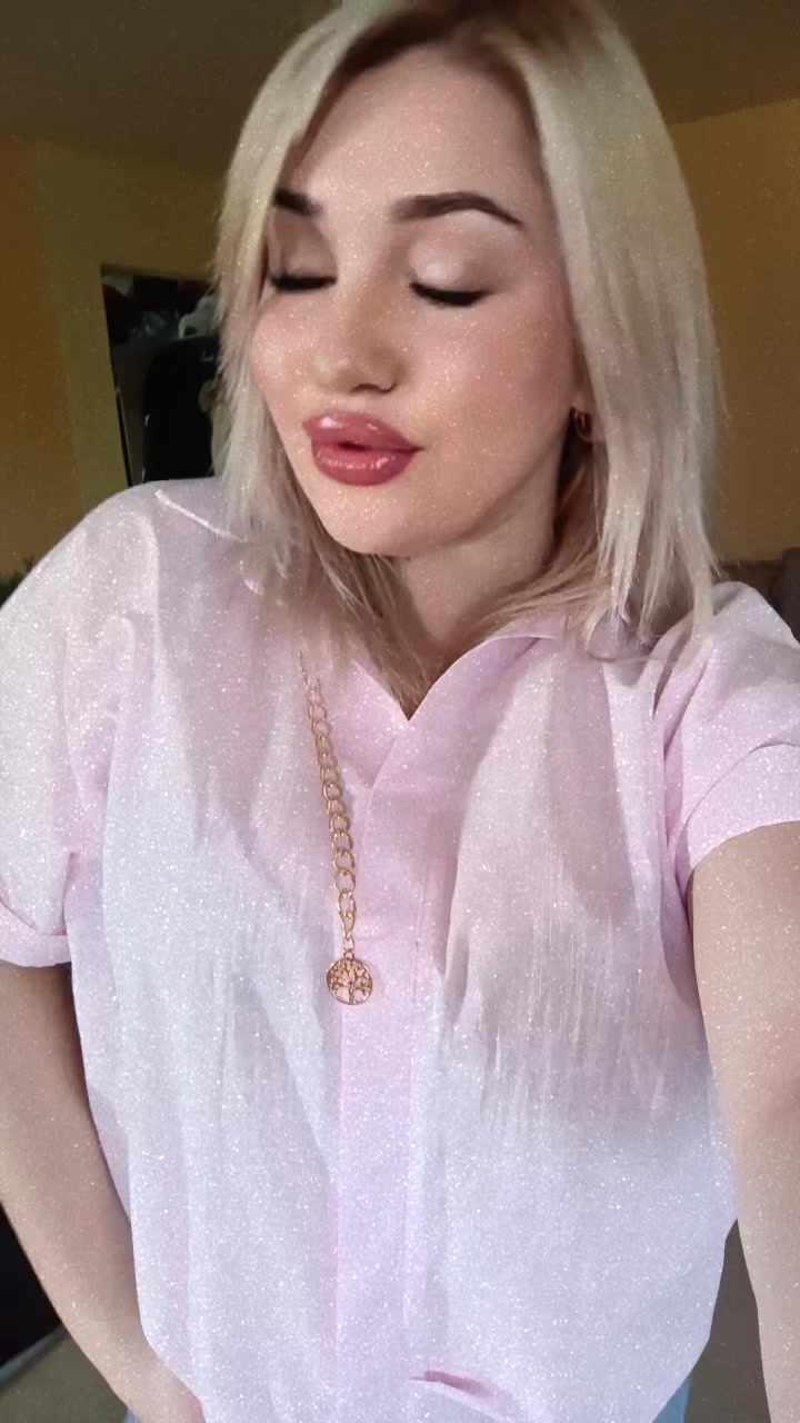 @Anna❤️🔥