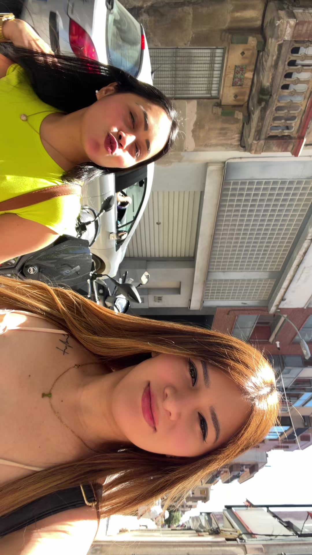 @Isari
