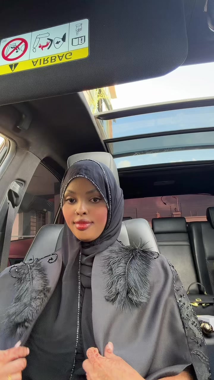 @Fadumo Riyaad