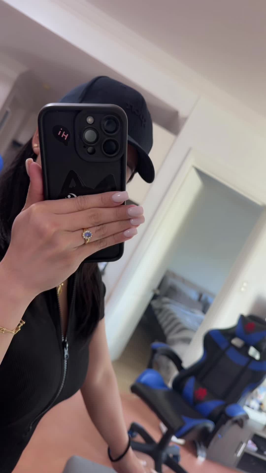 @jevilyn