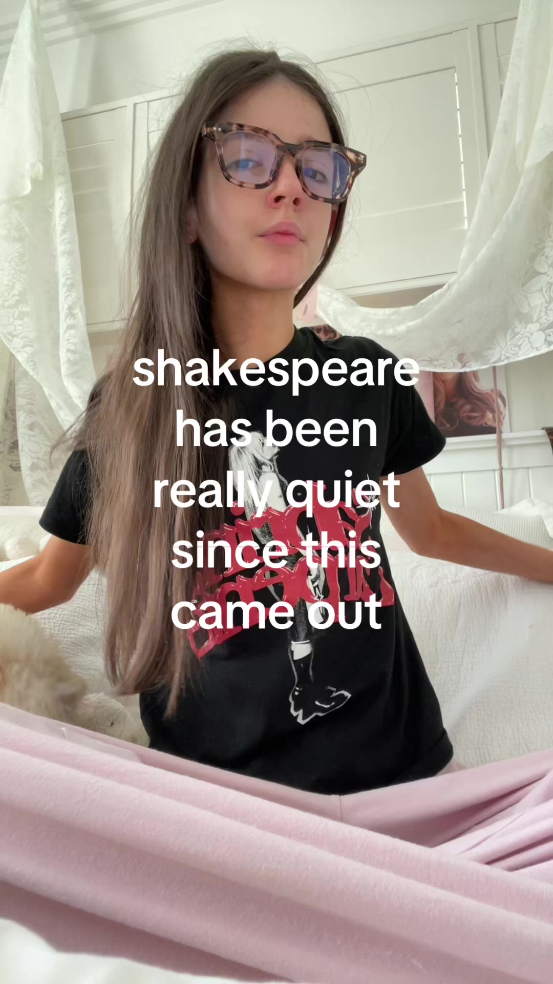 @Chlo ᥫ᭡