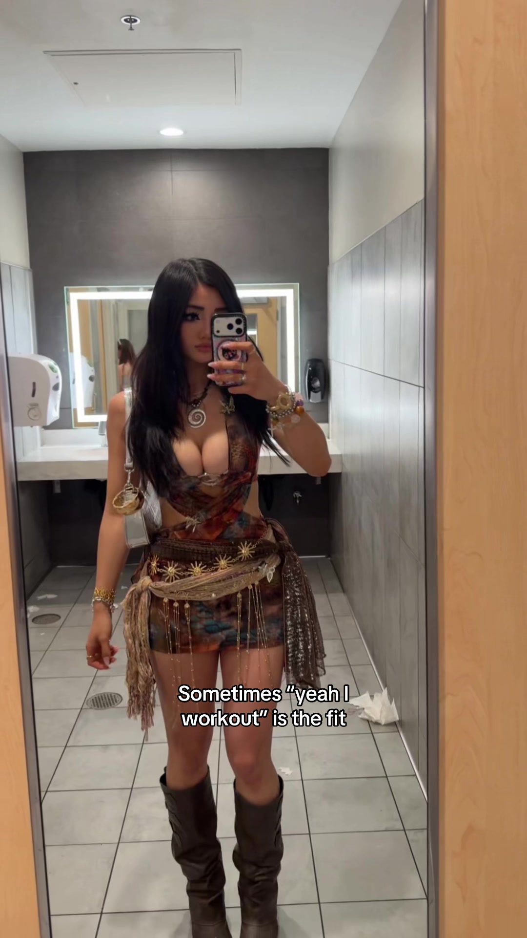 @Emeowie