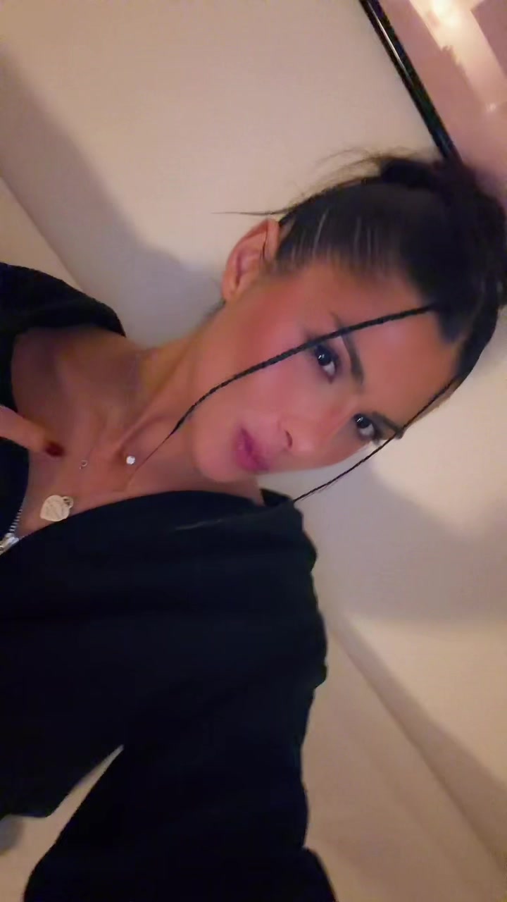 @Renata