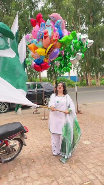 @Farah khan