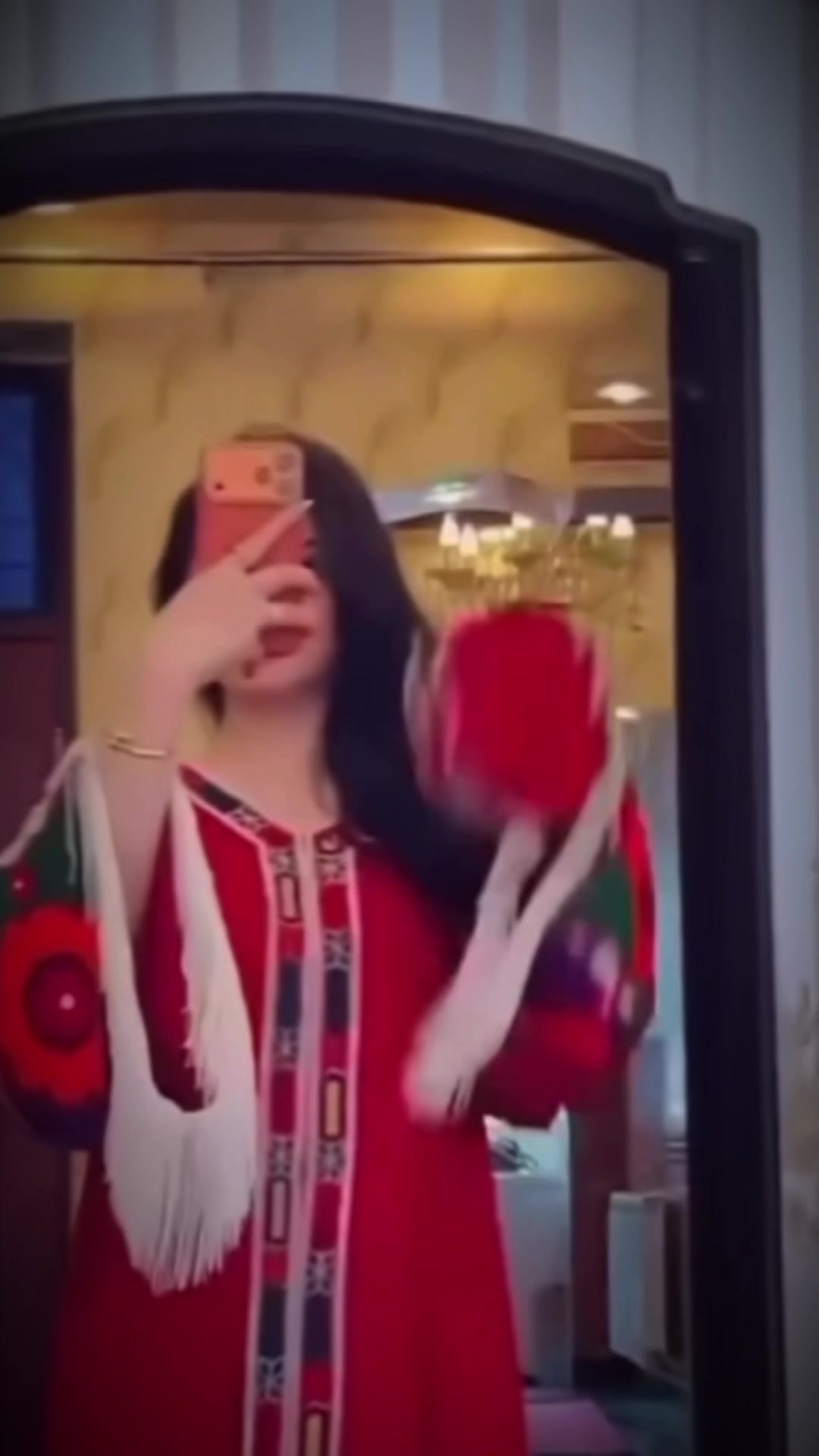 @𝓔𝓵𝓮𝓷𝓪 𝓐𝓶𝓮𝓮𝓻𝓲