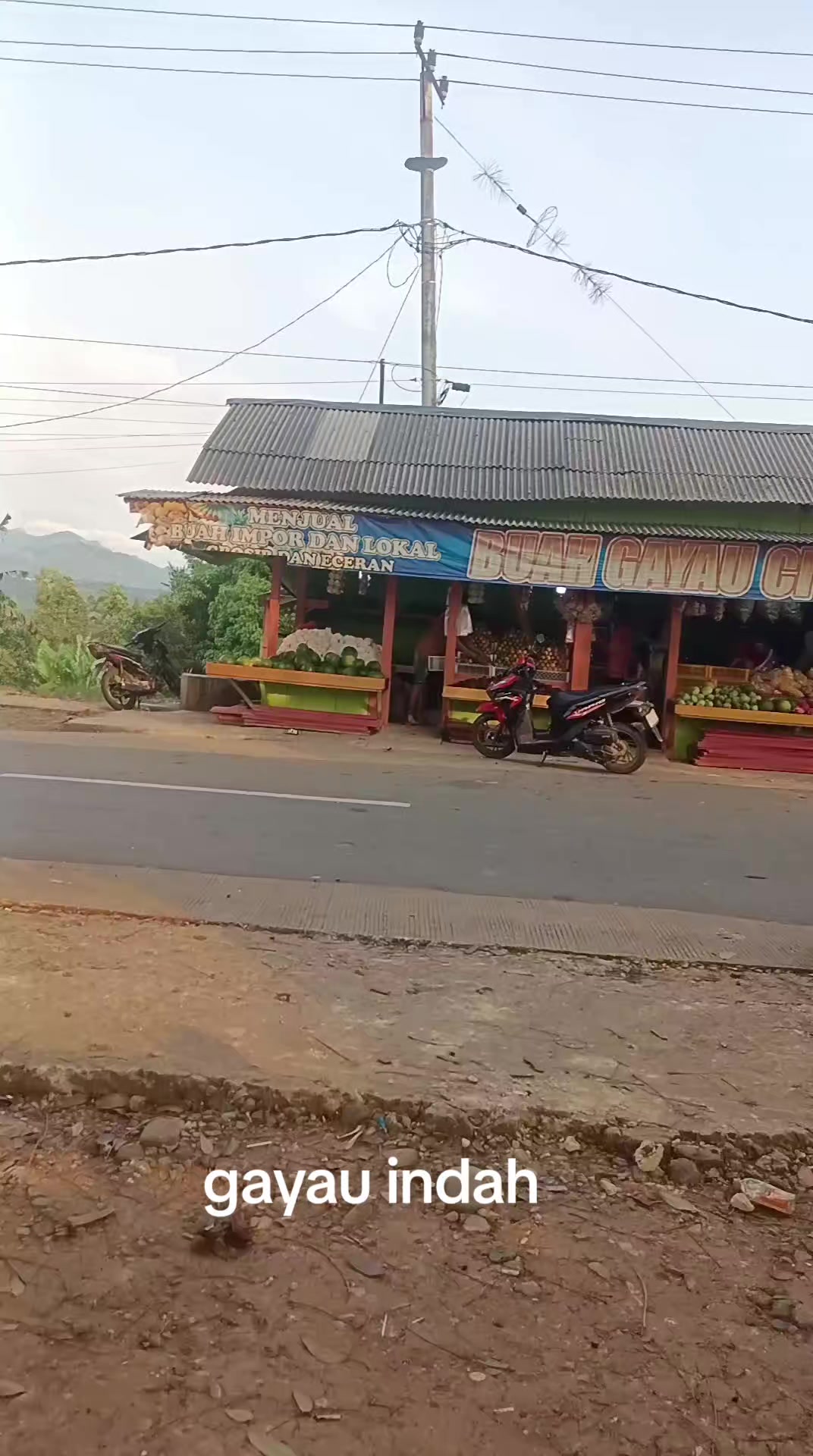 @YANTO TREVEL